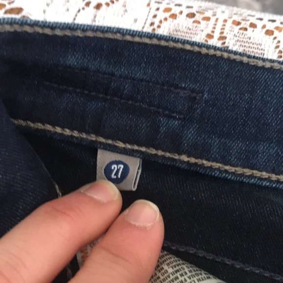 Jeans - Picture 3 of 4